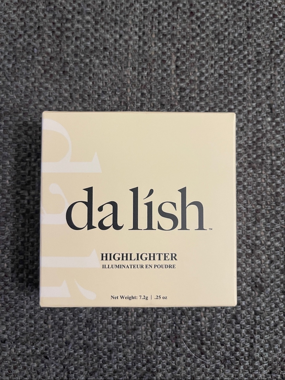 Highlighter - Soft Champagne Glow